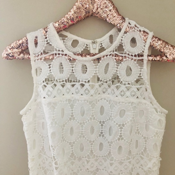 White eyelet dress - Picture 6 of 8